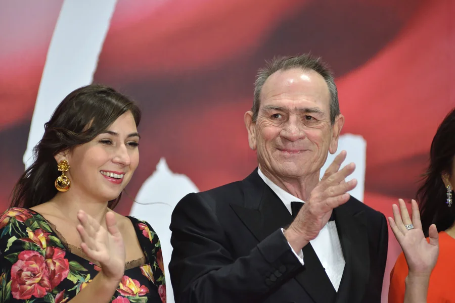 Tommy Lee Jones Wife A