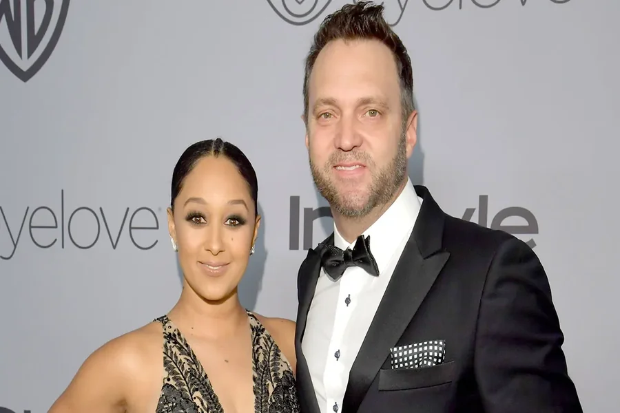 Adam Housley Net Worth
