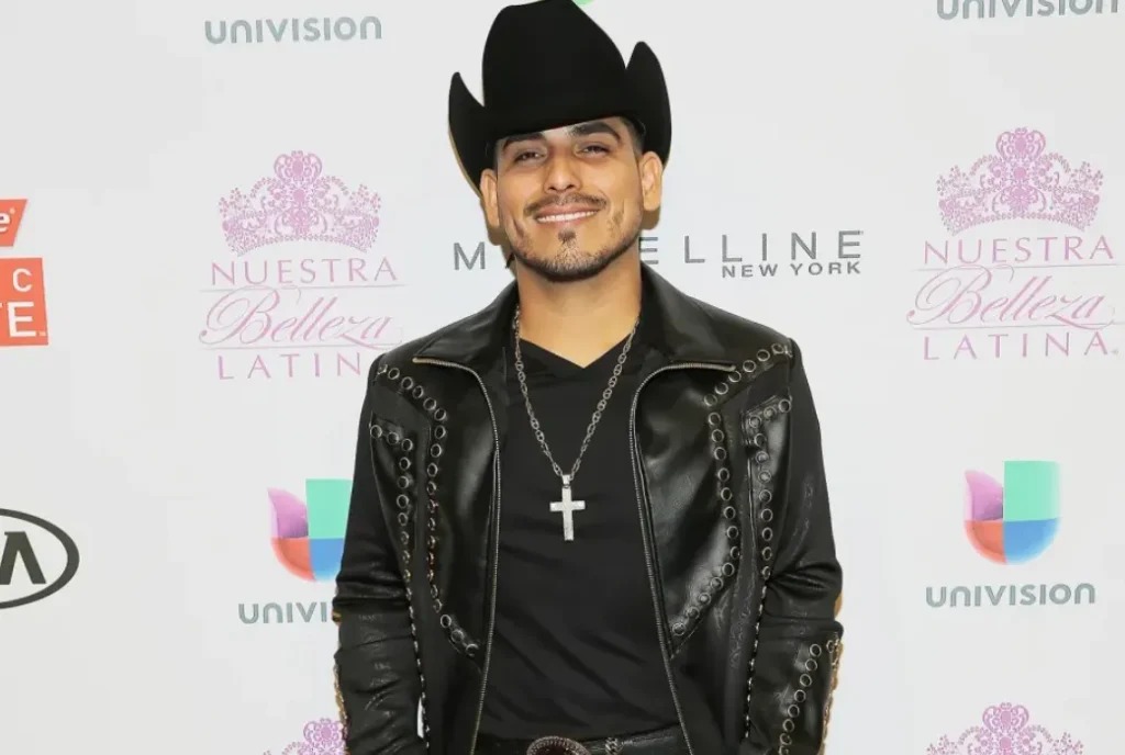 Espinoza Paz Wife