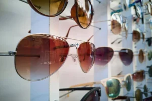 The Best Sunglasses Frames for a Day at the Races: Style, UV Protection, and Track-Ready Fashion Combined